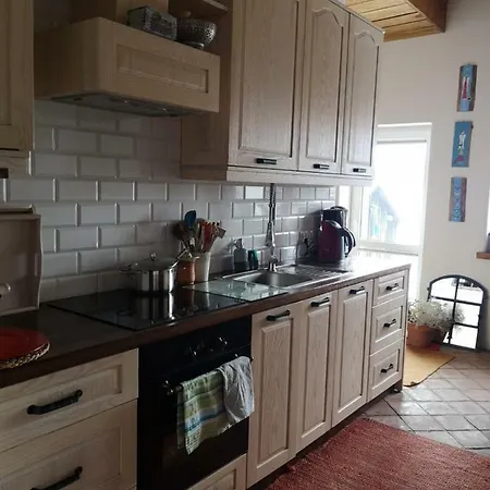 Holiday home W Starej Szkole -